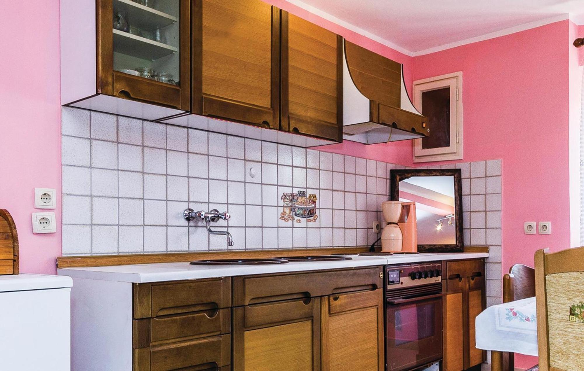 Cozy Apartment In Vrsar With Kitchen Esterno foto